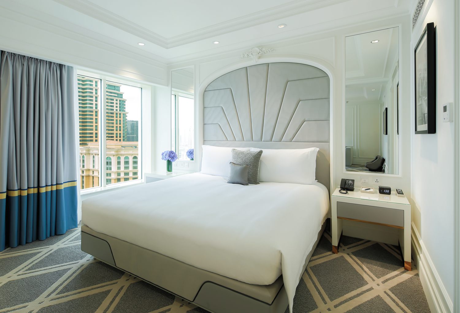 pm_champagne-suite_gallery_750x510_1